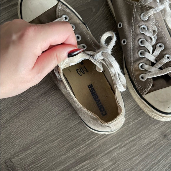 Tan & White Chucks- M5, W7 - Picture 4 of 6